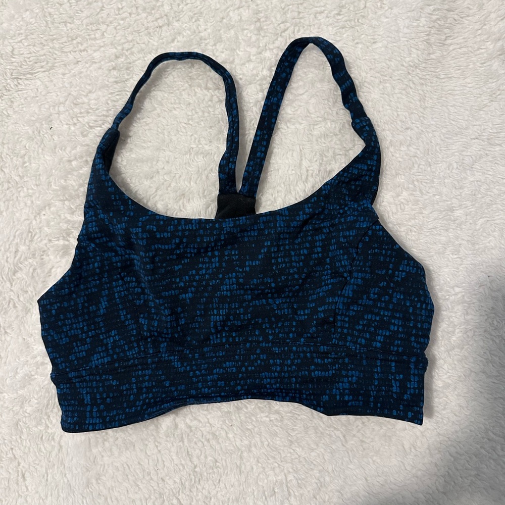lululemon sports bra
